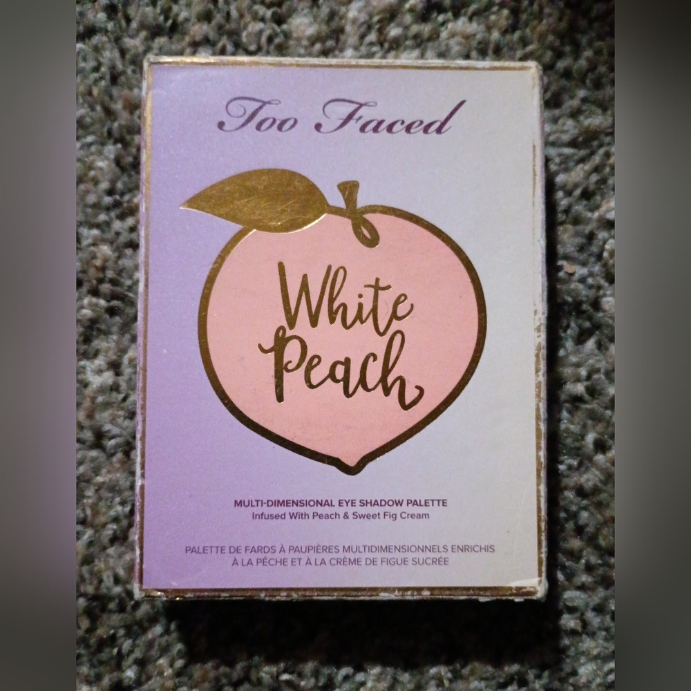 Too Faced White Peach Eyeshadow Palette